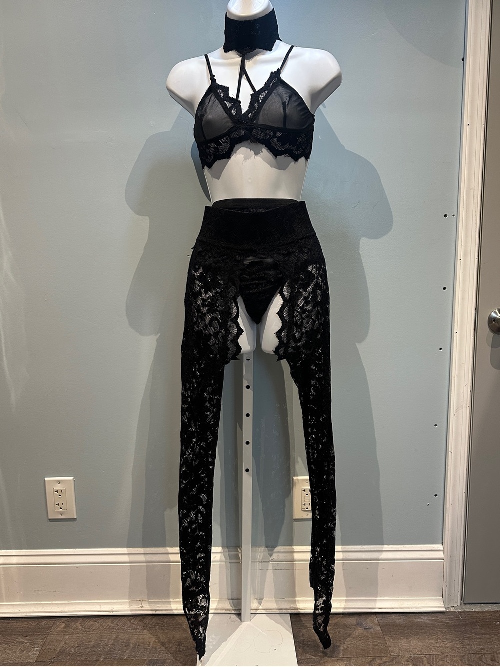Adore by Allure 3-Piece Black Lace Set Small NWOT